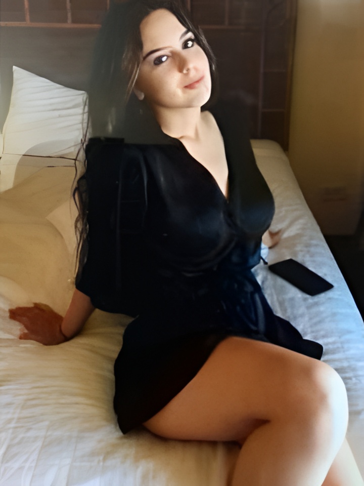 Милослава привлекальеная девушка из Углегорска цена от 2500 руб