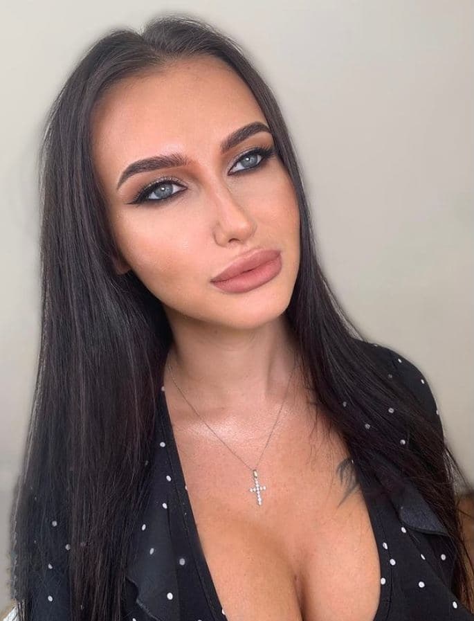 🎥 Виолетта привлекальеная девушка из Углегорска цена от 4000 руб