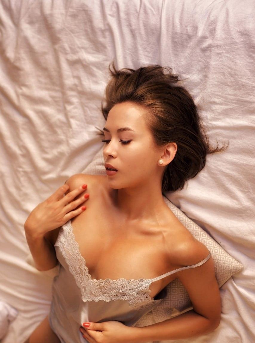 Машка привлекальеная девушка из Углегорска цена от 8000 руб