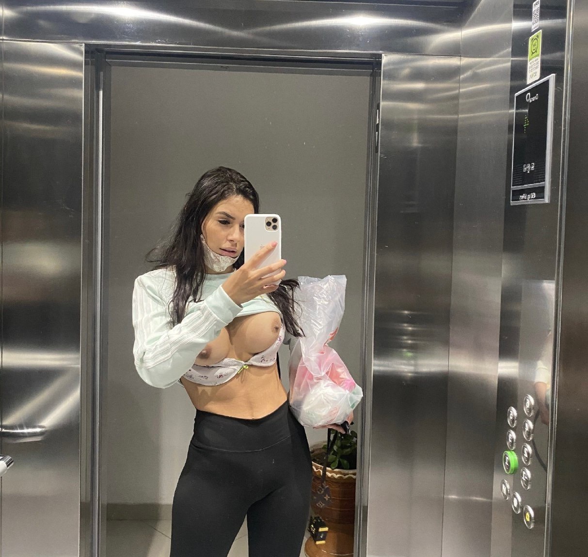 Индивидуалка Влада, доступна для личного знакомства от 3000 руб