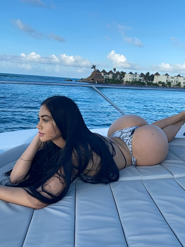 Валентина привлекательная девушка из Углегорска цена от 2000 руб