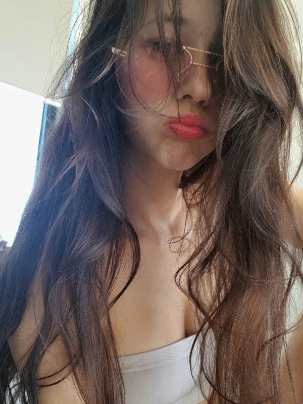 Клара привлекательная девушка из Углегорска цена от 3500 руб